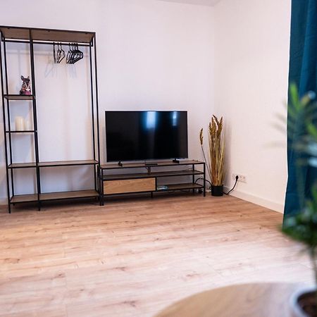 Klassen Apartments! Stadtnahes Ferienhaus* Mit Terrasse In Aulendorf * Fuer 6-8 Personen Bagian luar foto